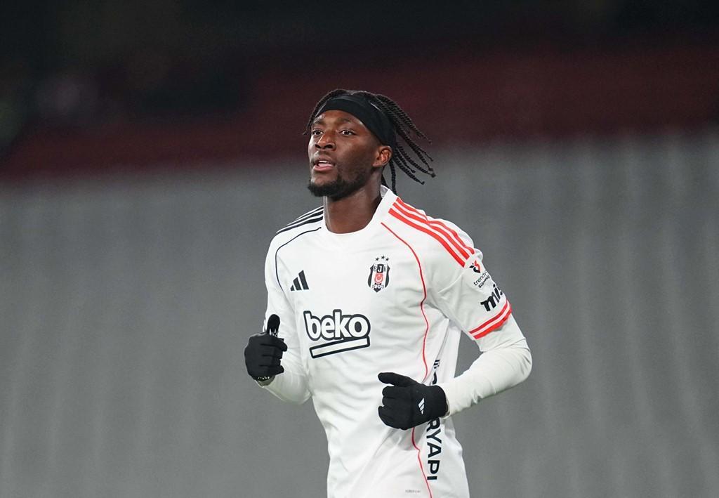 皇冠体育-重返英超，英媒：维拉接近签下罗马中锋亚伯拉罕